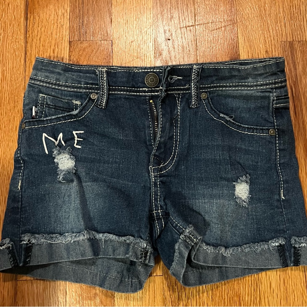 Tommy Bahama girl’s shorts size 10